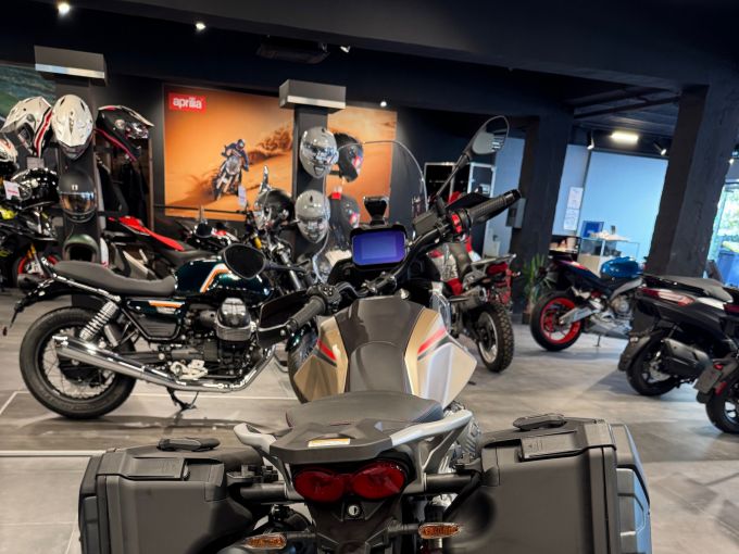 MOTO GUZZI V85 TT TRAVEL PACK 850 4