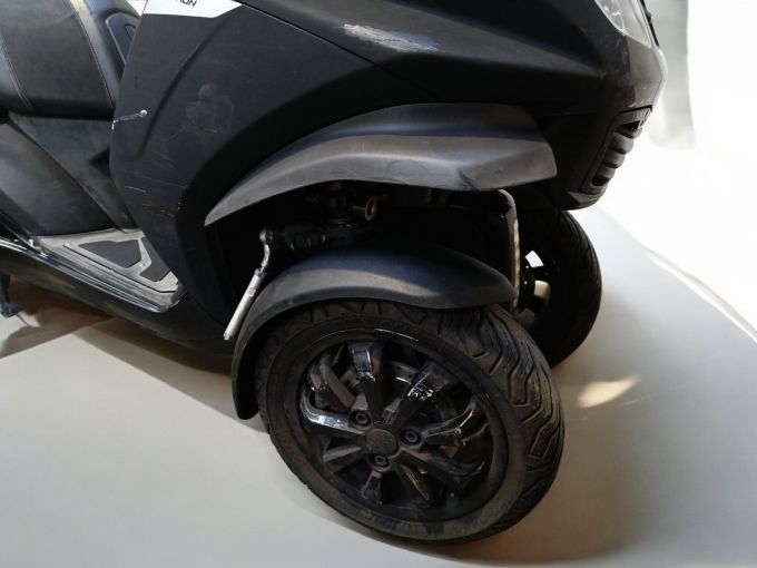 PEUGEOT METROPOLIS 400 4