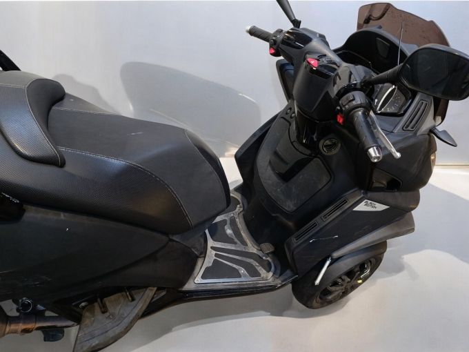 PEUGEOT METROPOLIS 400 4