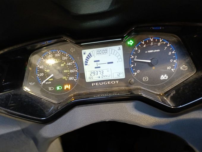 PEUGEOT METROPOLIS 400 4