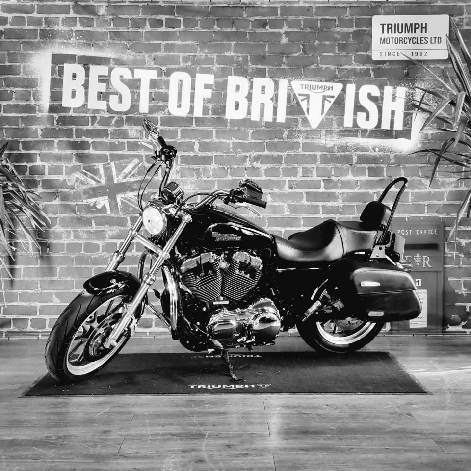 HARLEY-DAVIDSON SPORTSTER SUPERLOW 1200 4