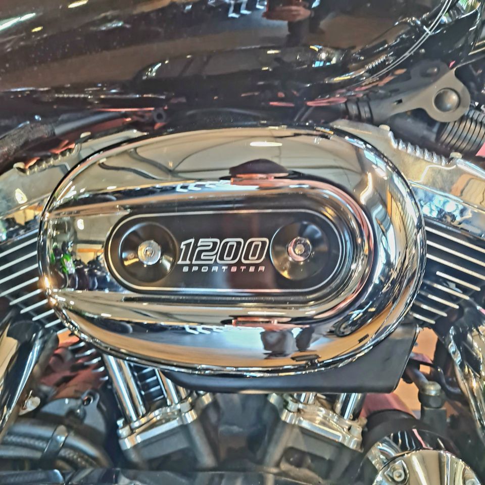 HARLEY-DAVIDSON SPORTSTER SUPERLOW 1200 4