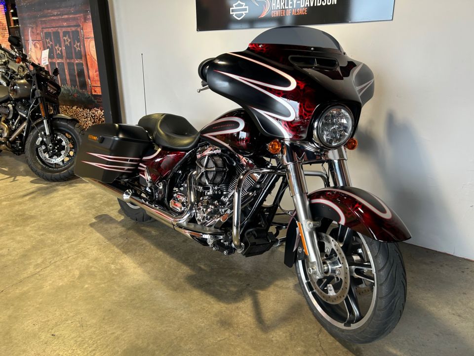 HARLEY-DAVIDSON TOURING STREET GLIDE 1690 4