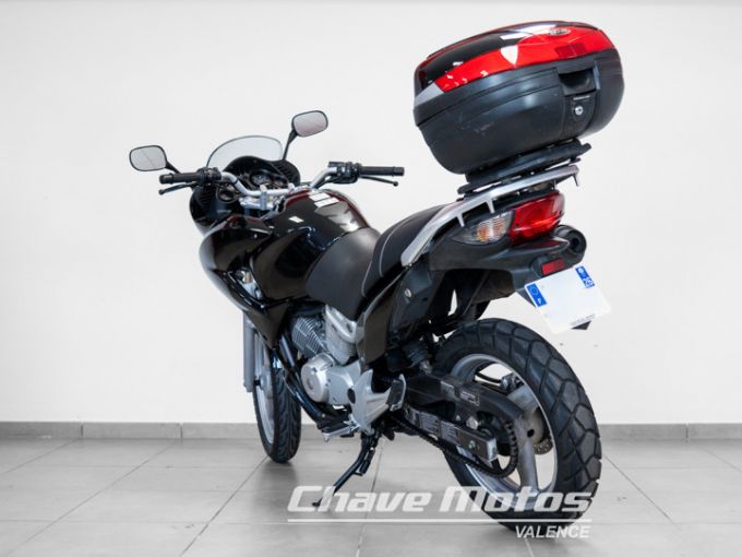 HONDA VARADERO 125 4