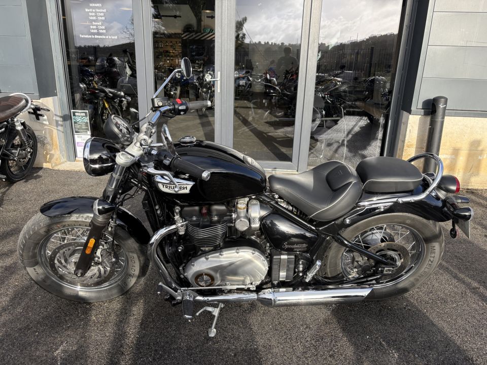 TRIUMPH BONNEVILLE SPEEDMASTER 1200 4