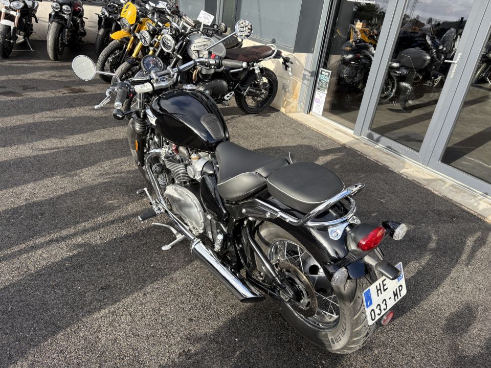 TRIUMPH BONNEVILLE SPEEDMASTER 1200 4