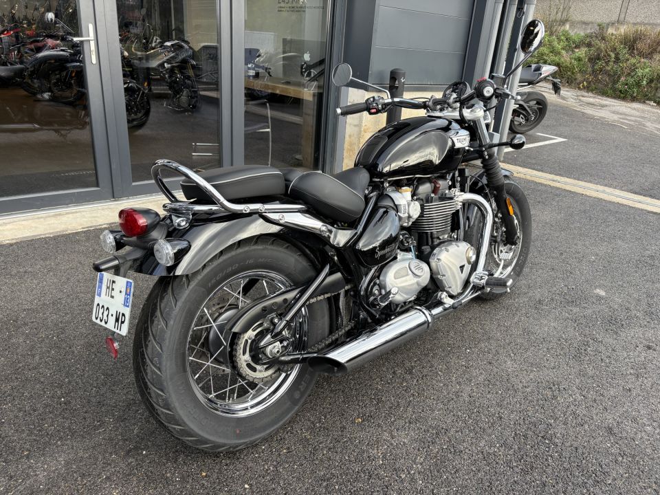 TRIUMPH BONNEVILLE SPEEDMASTER 1200 4