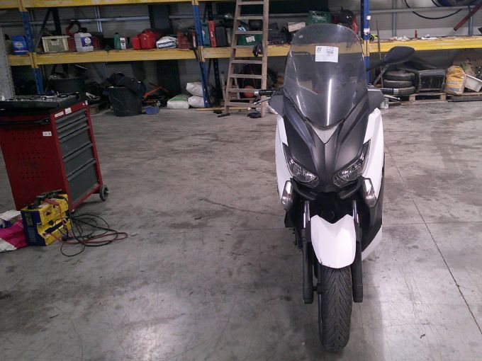 YAMAHA XMAX 125 4