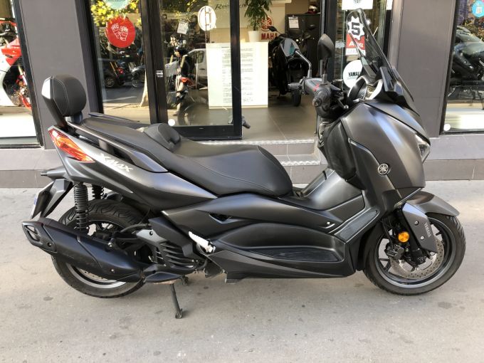 YAMAHA XMAX 125 4