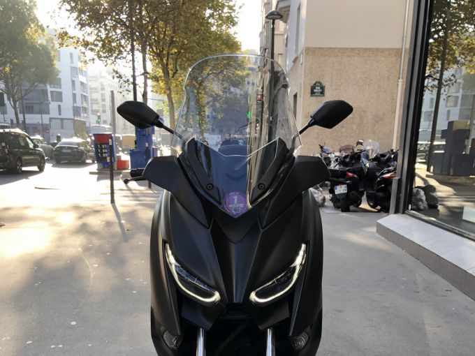 YAMAHA XMAX 125 4