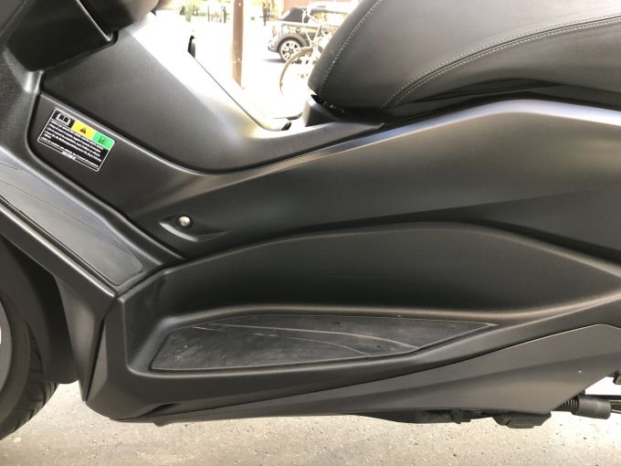 YAMAHA XMAX 125 4