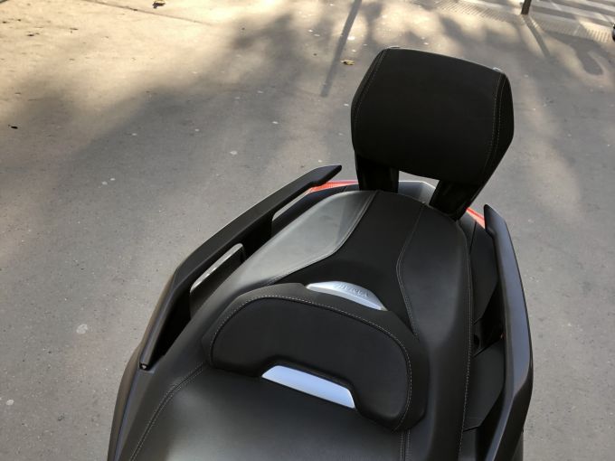 YAMAHA XMAX 125 4