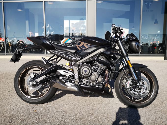 TRIUMPH STREET TRIPLE 765 RS 4