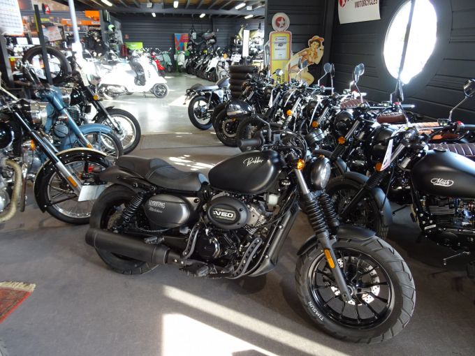 HYOSUNG GV 125 4