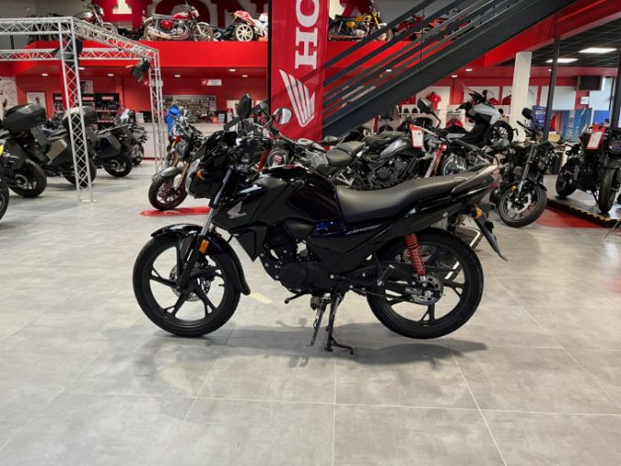 HONDA CB125F 4