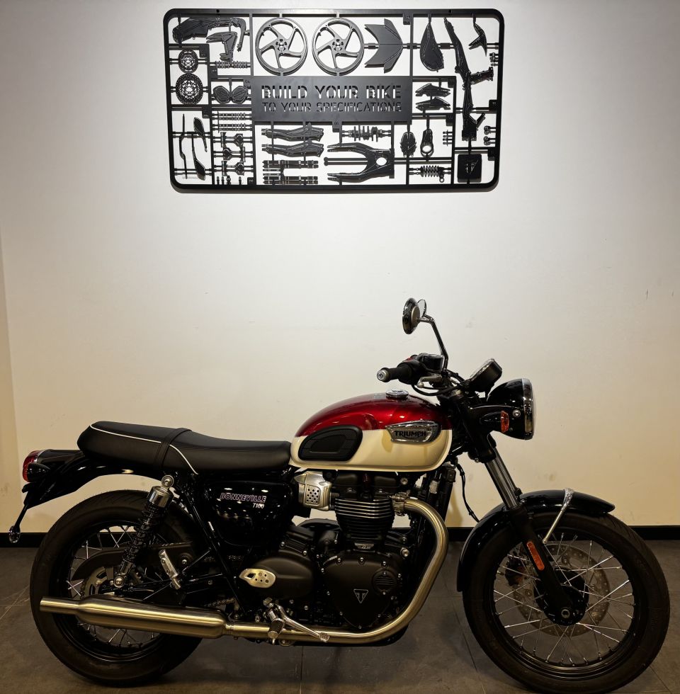 TRIUMPH Bonneville T100 4