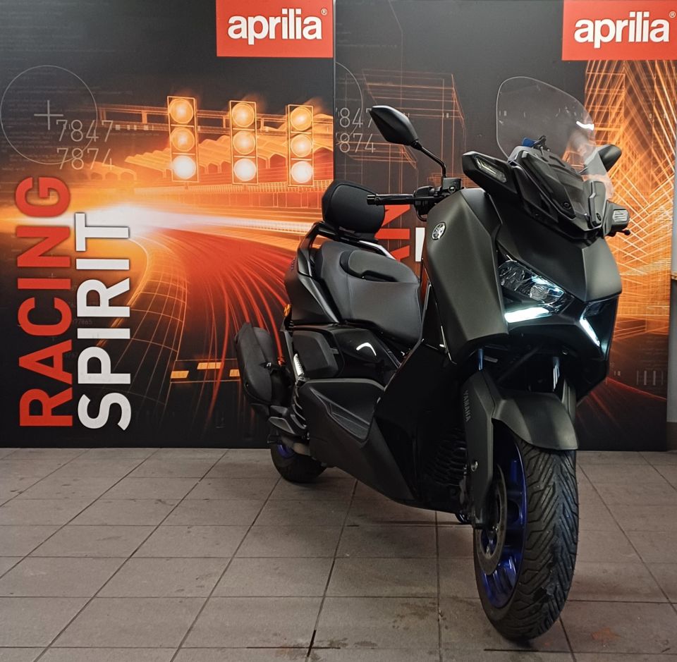 YAMAHA X-MAX 125 TECH MAX 4