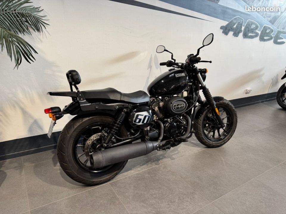 HYOSUNG 125 AQUILA BOBBER 4