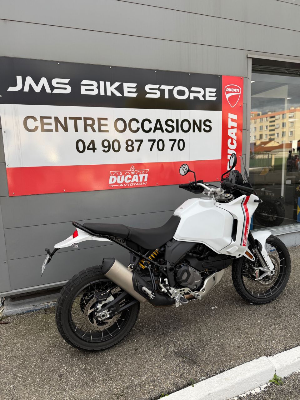 DUCATI DESERT X 4