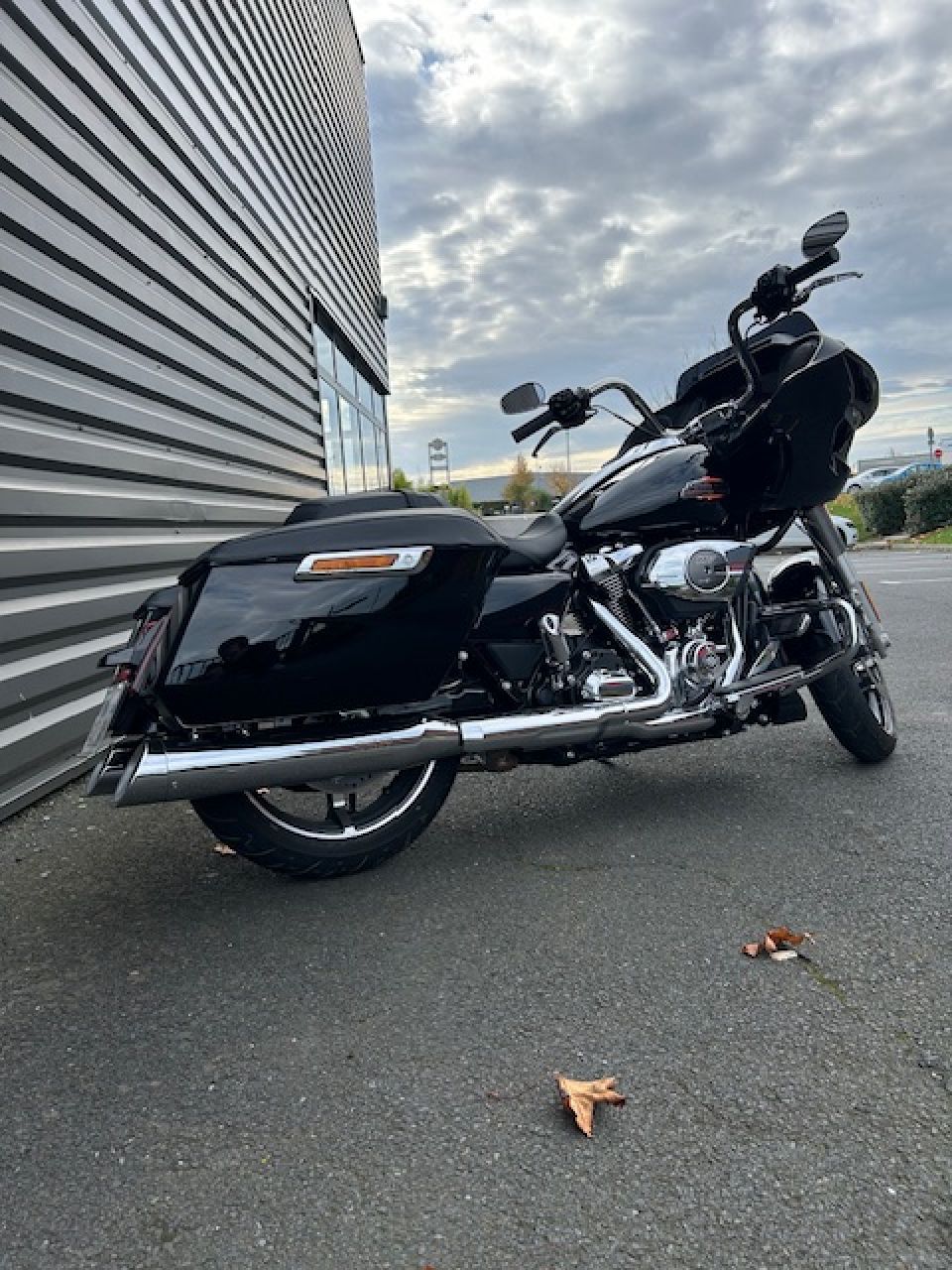 HARLEY-DAVIDSON TOURING ROAD GLIDE 1923 4