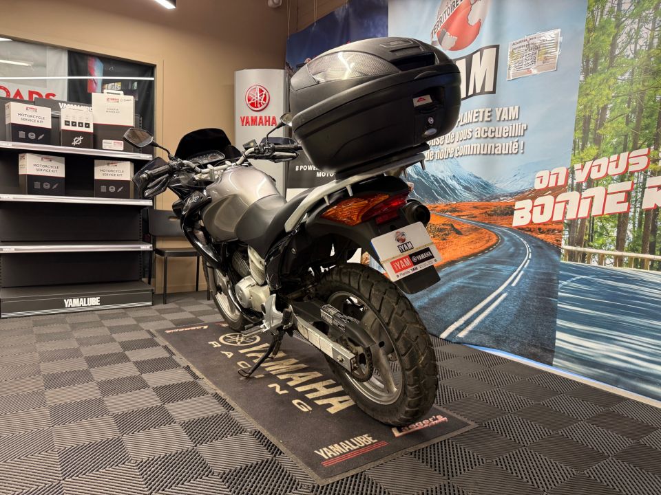 HONDA VARADERO 125 4