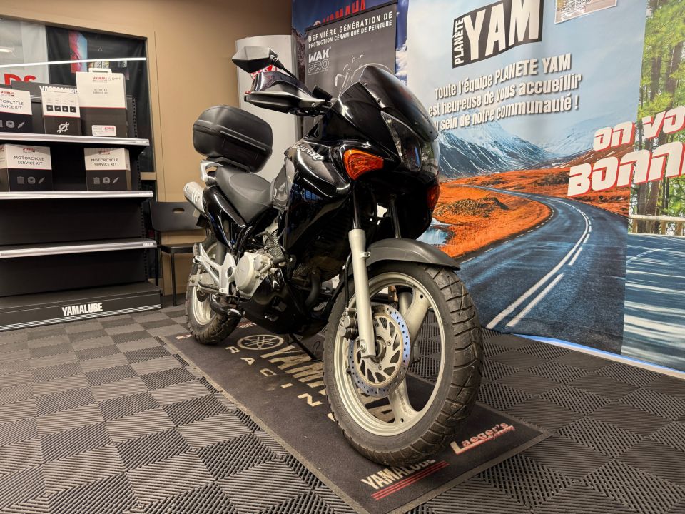 HONDA VARADERO 125 4