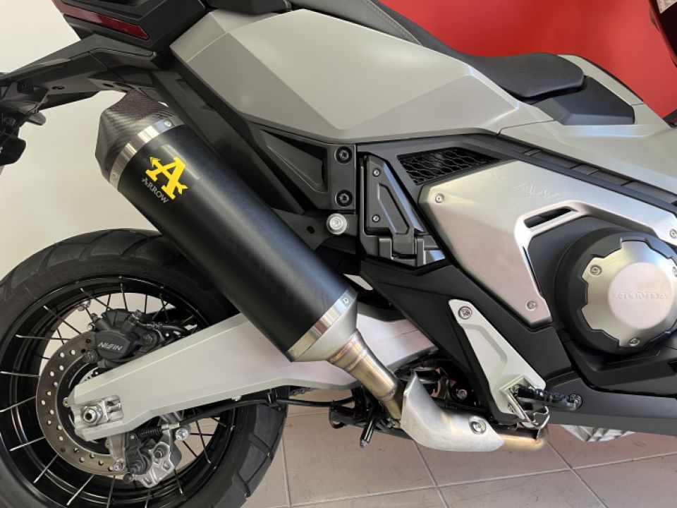 HONDA X-ADV 750 4