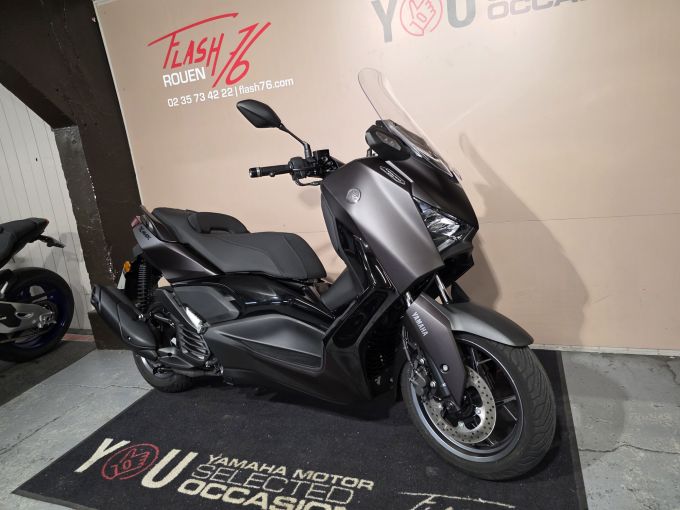 YAMAHA XMAX 125 TECH MAX 4