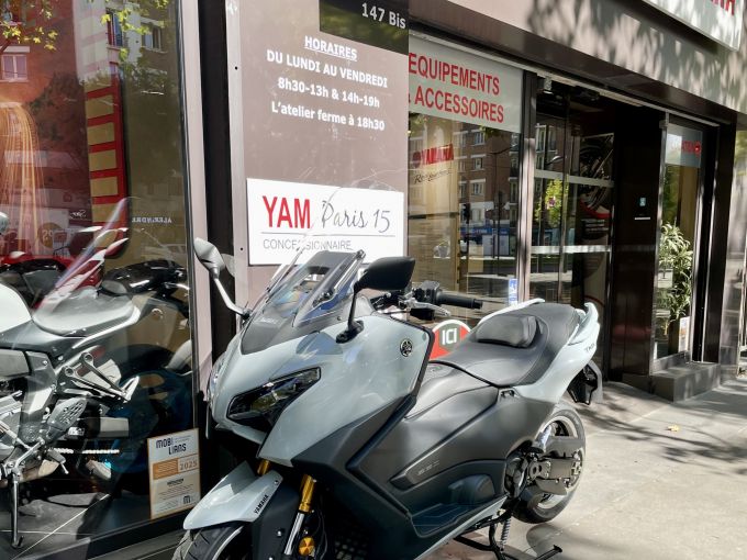YAMAHA XP T-MAX 560 TECH MAX 4