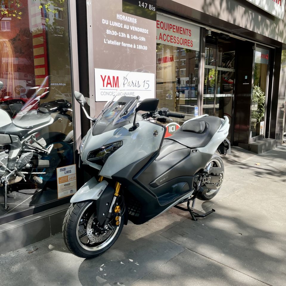 YAMAHA XP T-MAX 560 TECH MAX 4