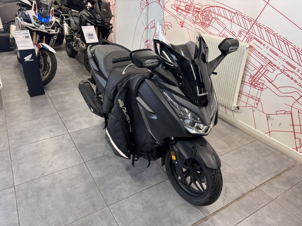 HONDA NSS FORZA 125 4