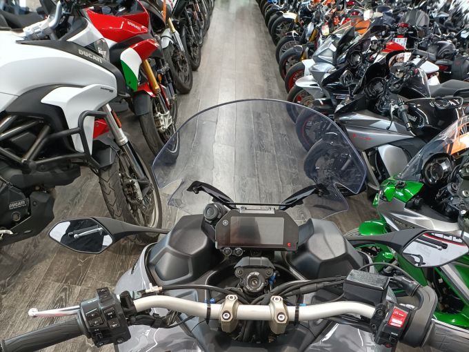 YAMAHA NIKEN 850 GT 4