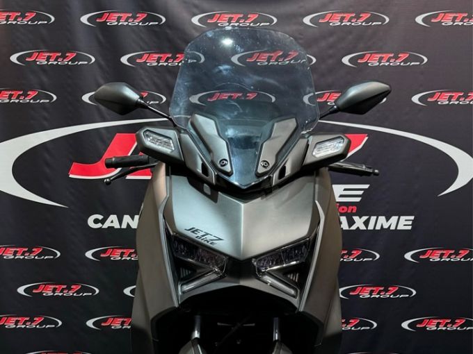 YAMAHA XMAX 300 4