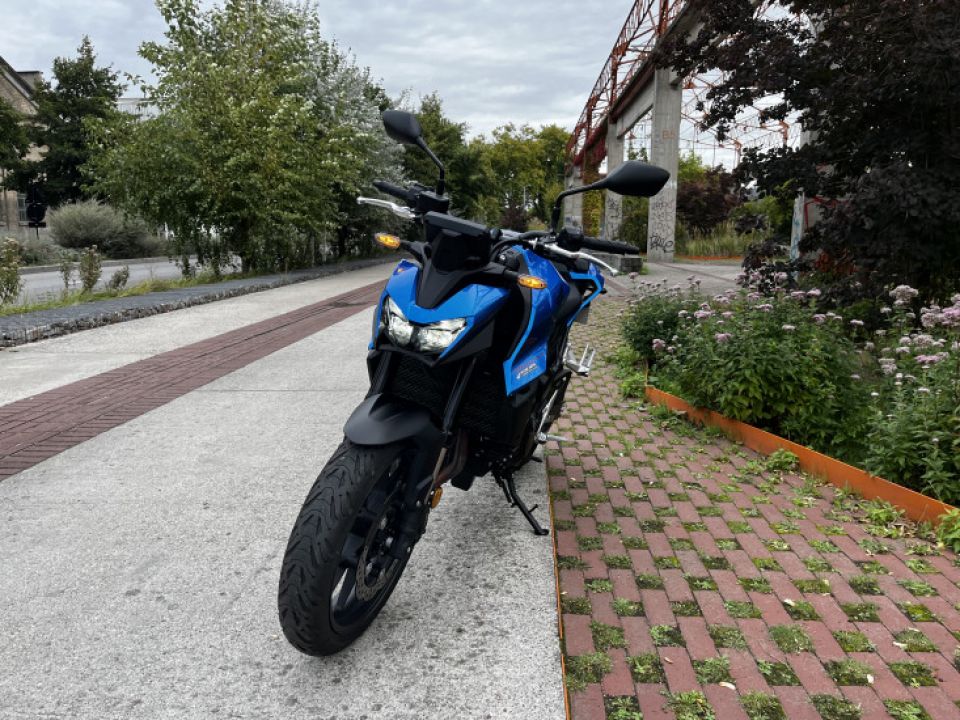 HONDA CB 750 HORNET 4
