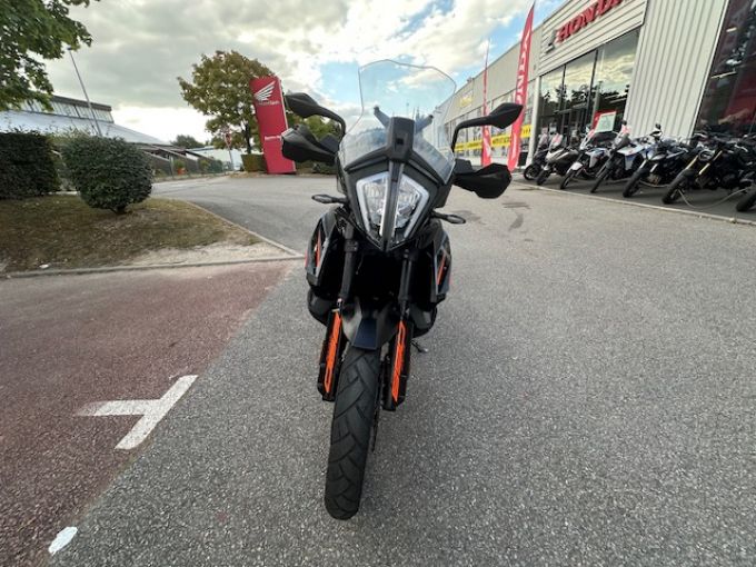KTM 890 ADVENTURE 4