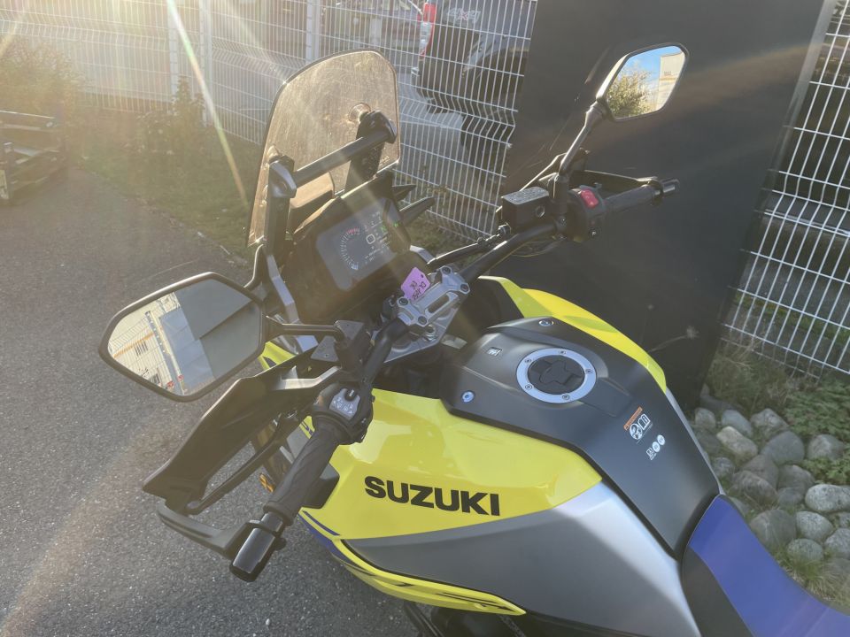 SUZUKI DL V-STROM 1050DE 4