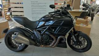 DUCATI DIAVEL - 2012