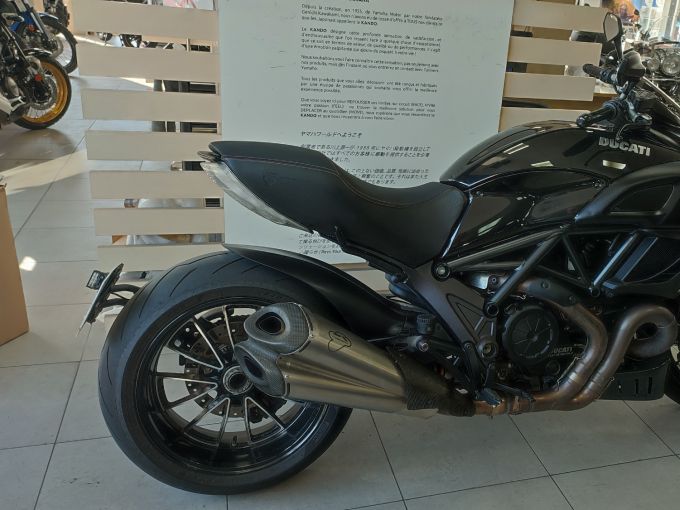 DUCATI DIAVEL 4