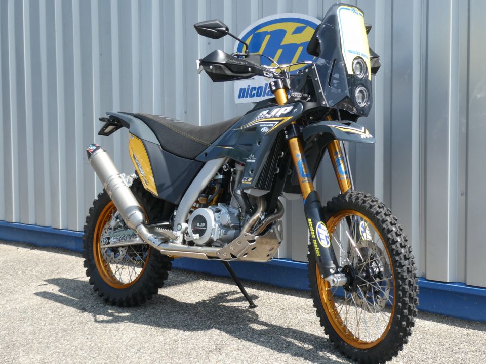 AJP PR 7 GOLD EDITION 4