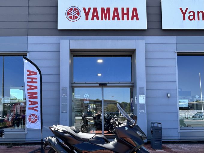 YAMAHA XP T-MAX 560 TECH MAX 4