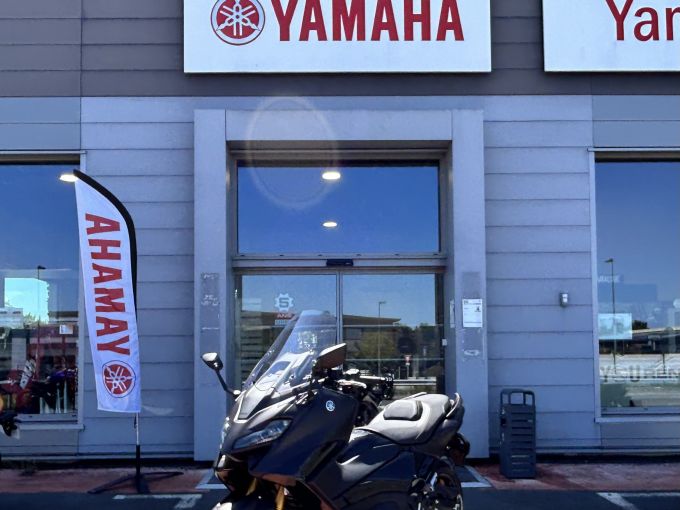 YAMAHA XP T-MAX 560 TECH MAX 4
