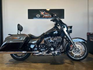 HARLEY-DAVIDSON TOURING ROAD KING 1800 CVO - 2015