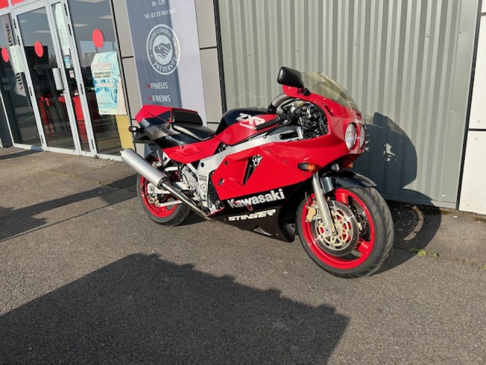 KAWASAKI ZXR 750 STINGER 4