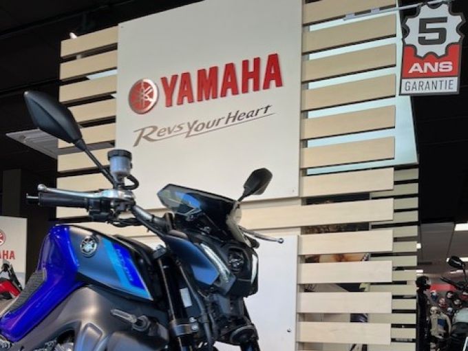 YAMAHA MT-09 35KW 4