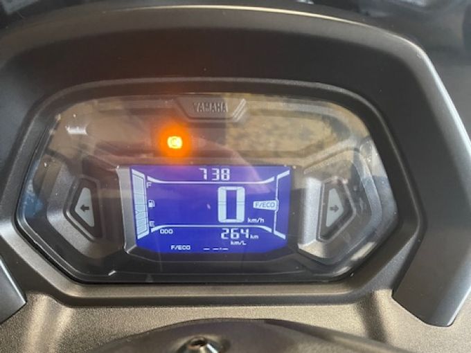 YAMAHA N MAX 125 4