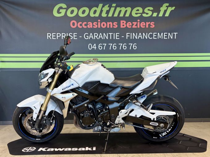 SUZUKI GSR 750 4