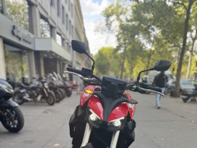 HONDA CB 1000 Hornet 4