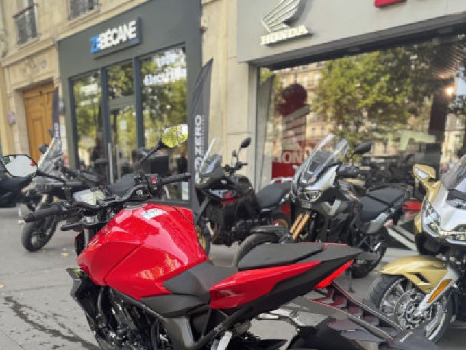 HONDA CB 1000 Hornet 4