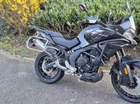 CF MOTO MT 700 - 2025