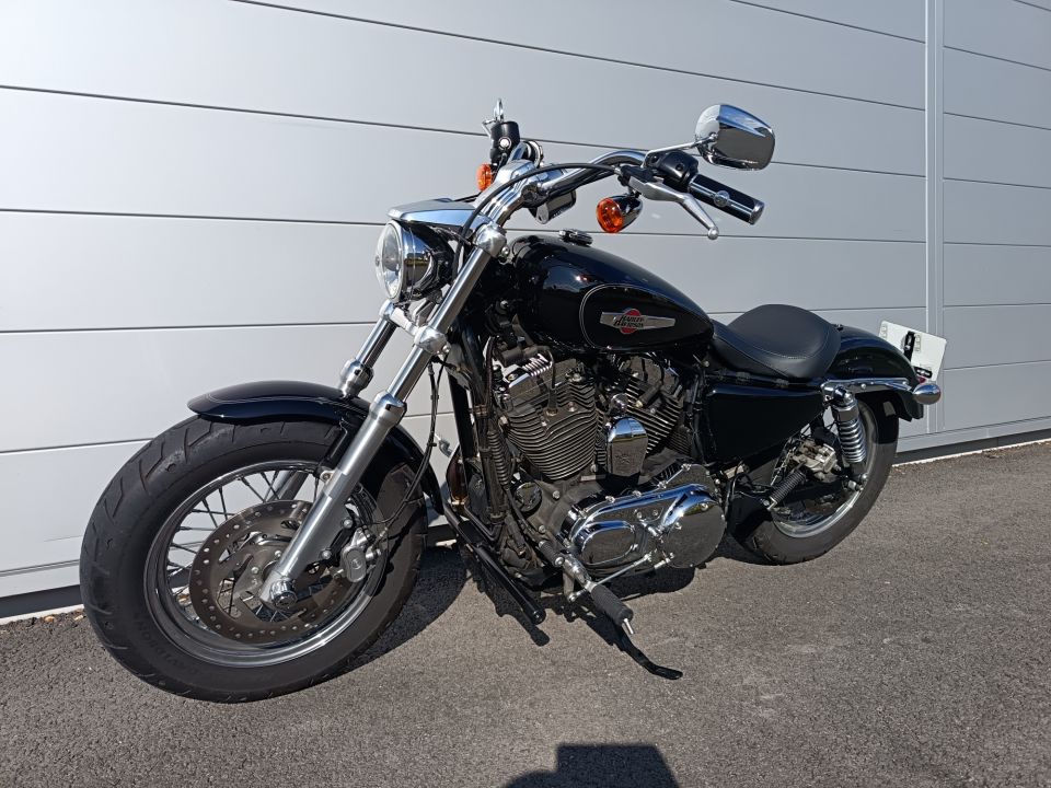 HARLEY-DAVIDSON SPORTSTER CUSTOM 1200 4